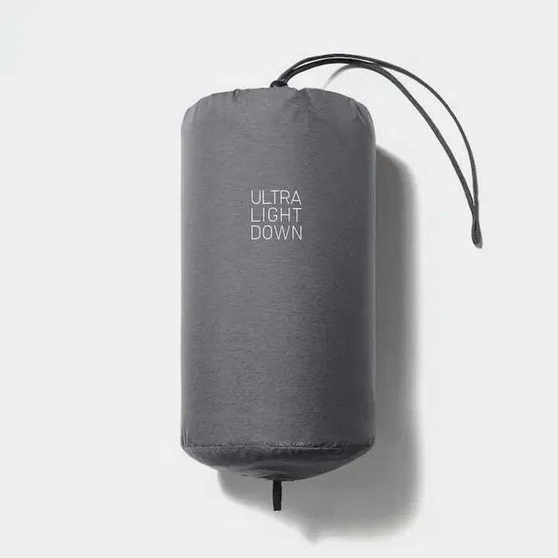 Ультратонкий пуховий жилет uniqlo