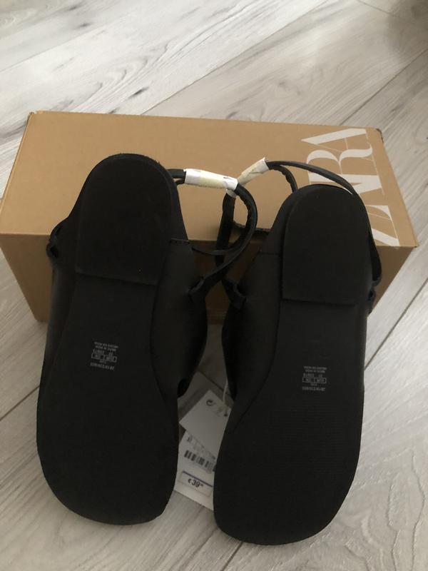 Шкіряні сандалі zara, розмір 37