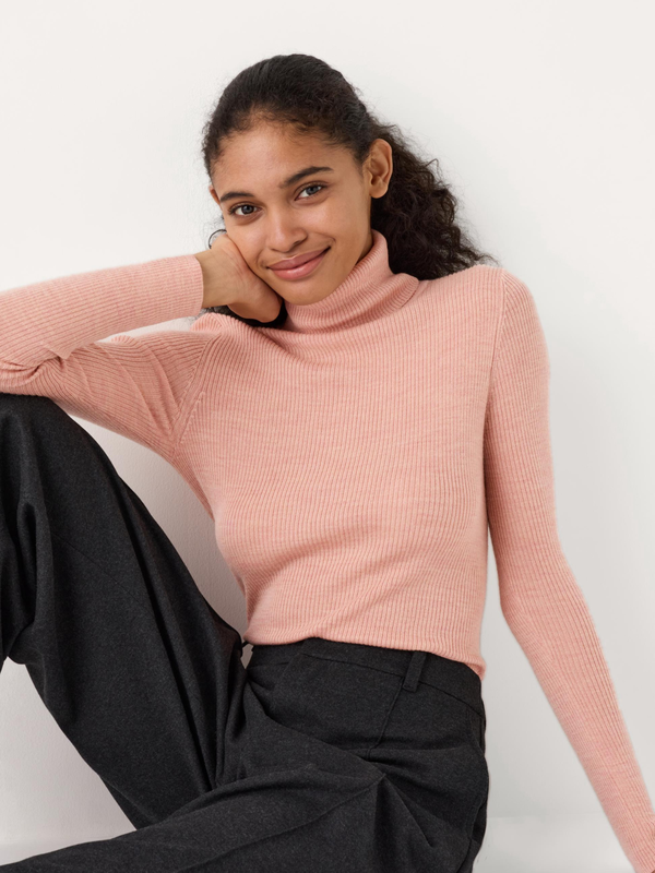 Гольф uniqlo із 100% мериносової вовни