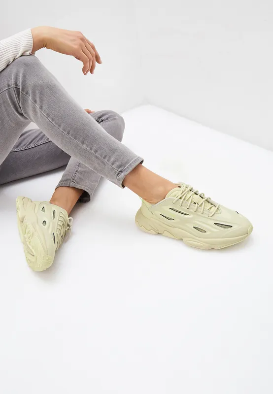 Кросівки adidas ozweego celox
