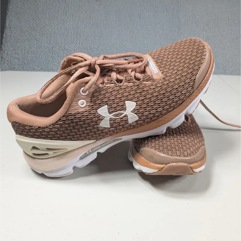 Кросівки under armour  ua charged gemini running shoes