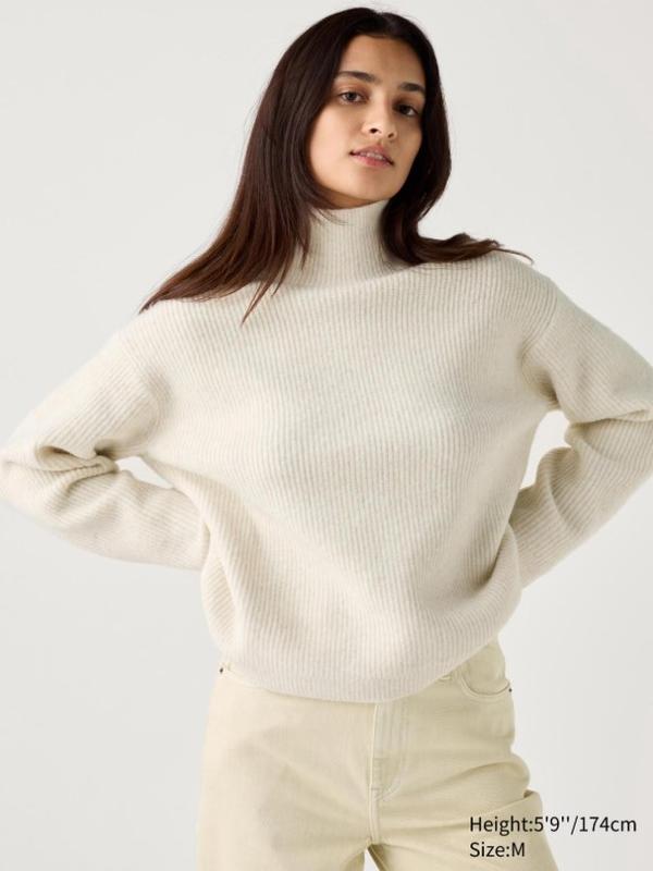 Светр з пряжі soufflé uniqlo