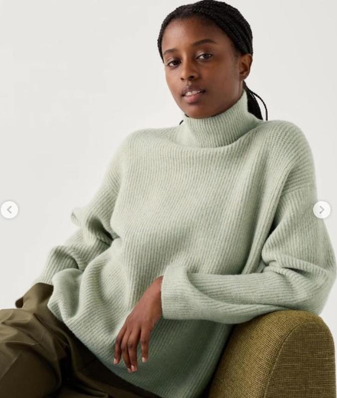 Светр з пряжі soufflé uniqlo