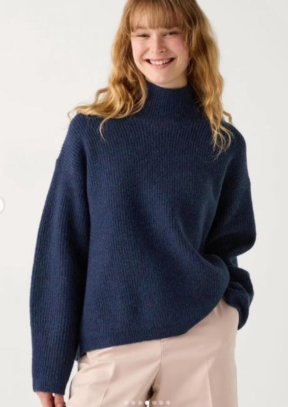Светр з пряжі soufflé uniqlo