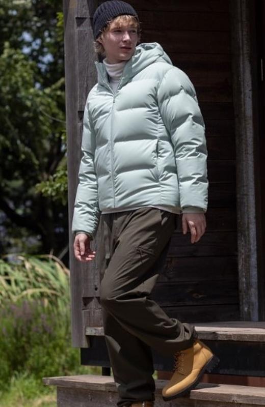 Теплий зимовий безшовний пуховик 3d cut uniqlo