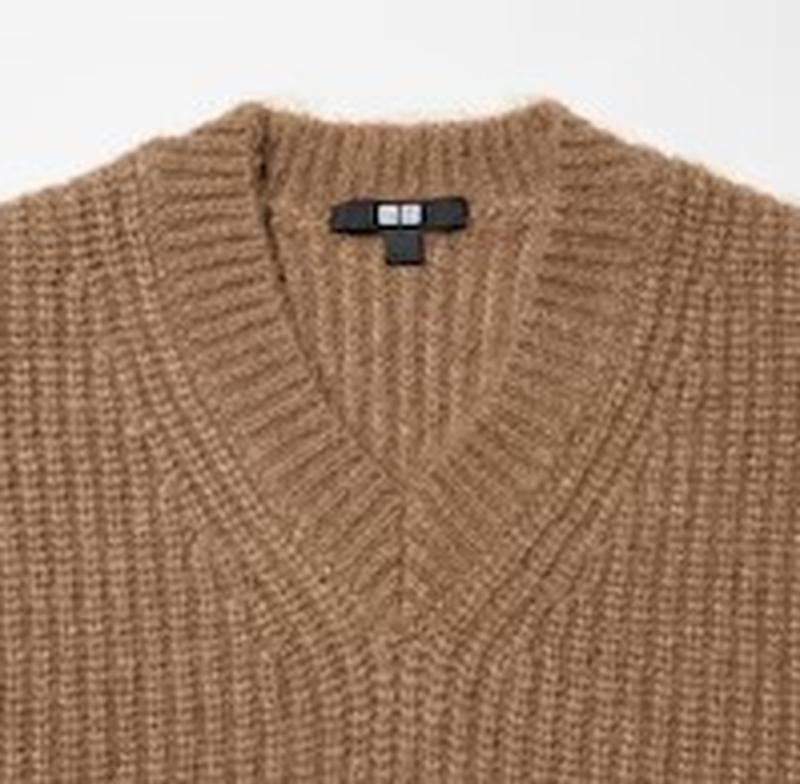 Светр uniqlo