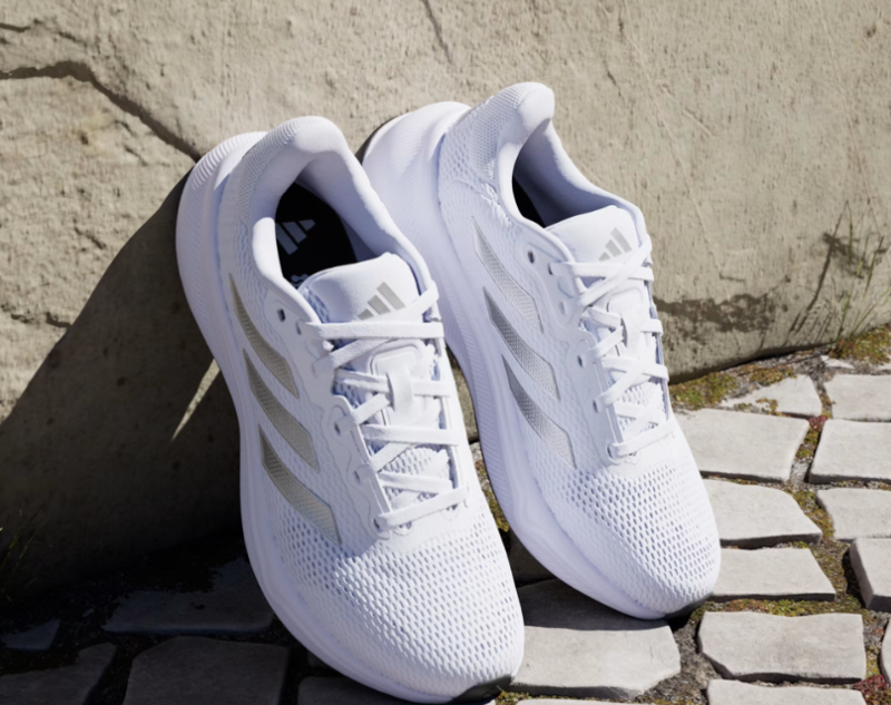 Кросівки adidas response