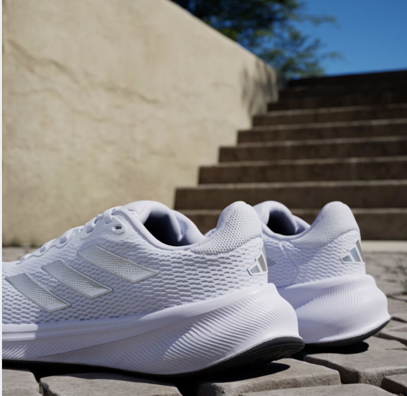 Кросівки adidas response