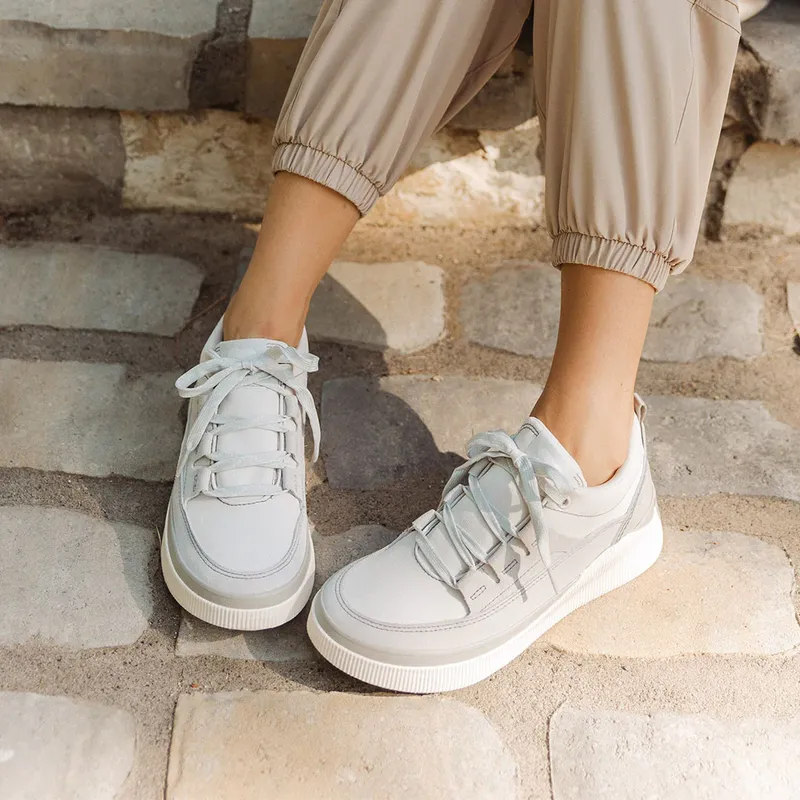 Кросівки sorel out n about™ iv low women's waterproof sneaker