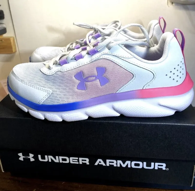 Кросівки under armour kids youth 4y  assert 9