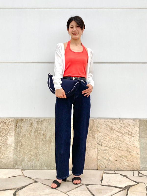 Топ uniqlo з вбудованими чашечками