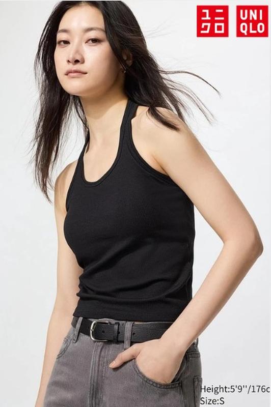 Топ uniqlo з вбудованими чашечками