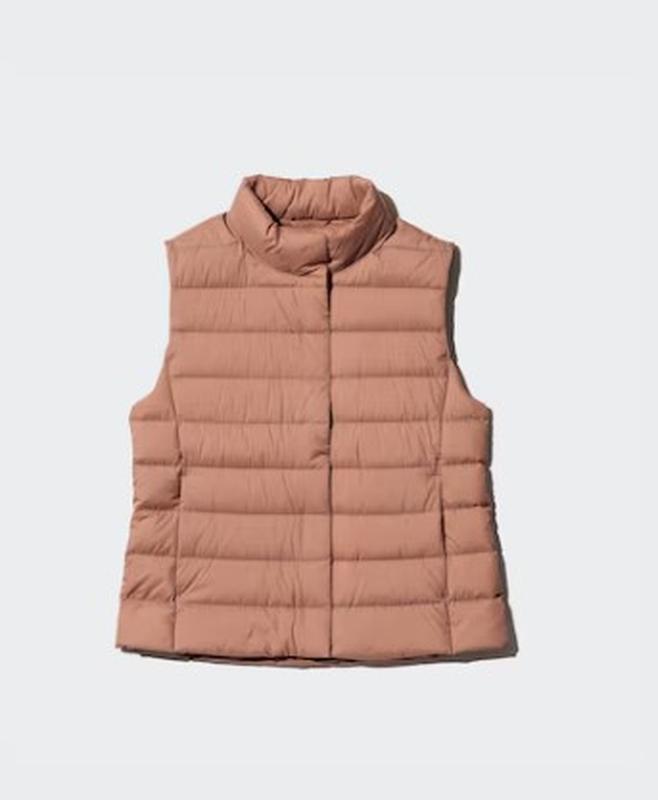 Ультралегкий пуховий жилет uniqlo