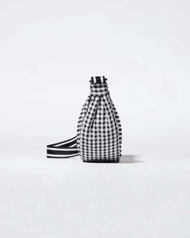 Сумка бананка uniqlo