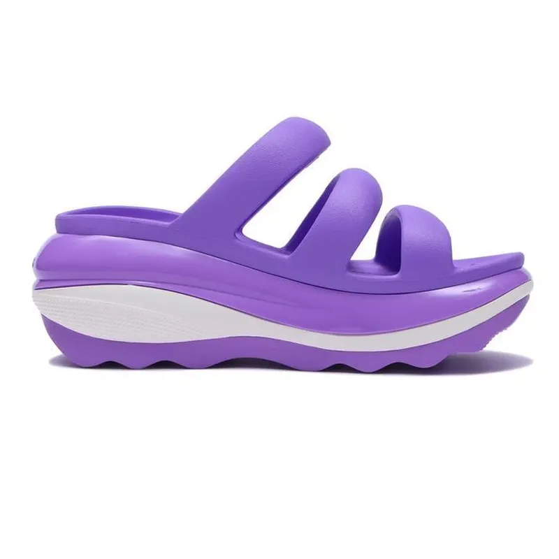 Шльопанці crocs mega crush triple strap