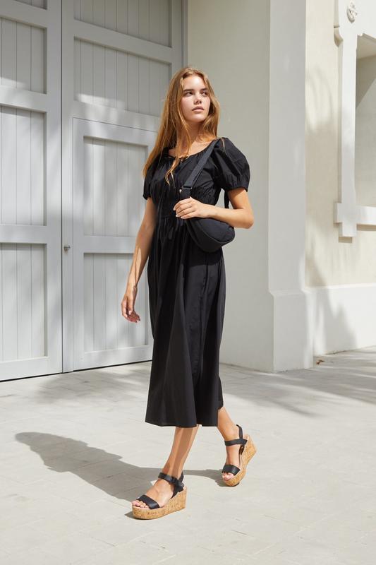 Сукня з об'ємними рукавами uniqlo
