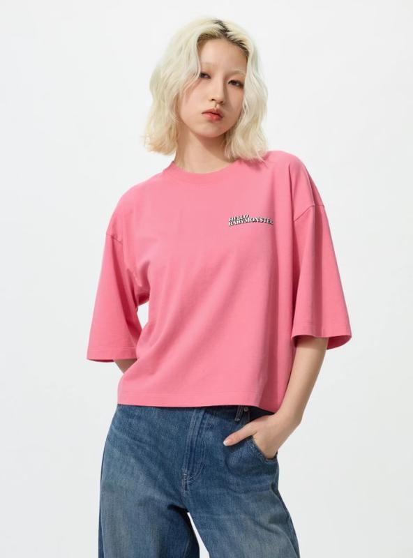 Футболка з графікою babymonster ut uniqlo