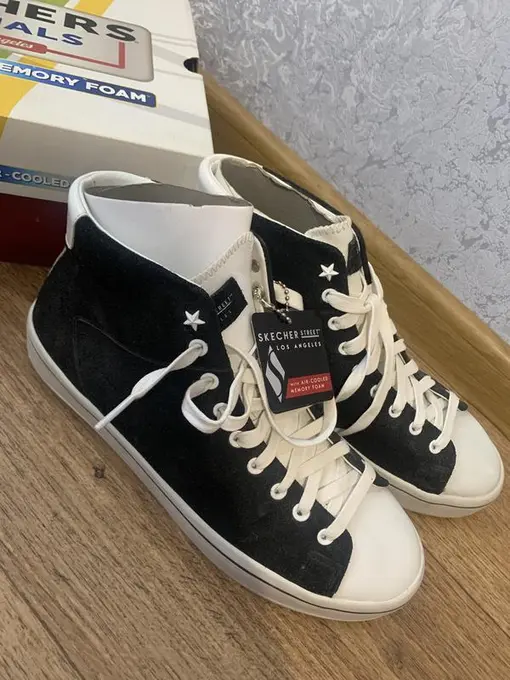Кожані високі кеди! skechers!