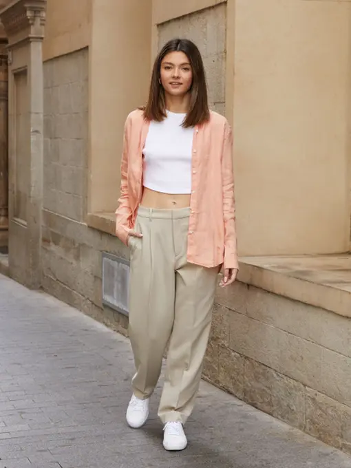 Рубашка uniqlo из льна премиум класса