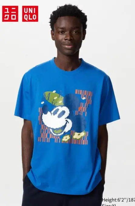 Футболка з малюнком міккі мауса uniqlo