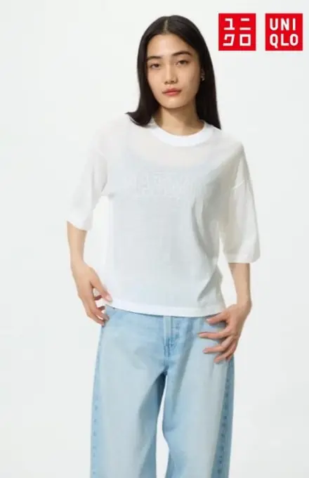 Футболка з графікою babymonster ut uniqlo